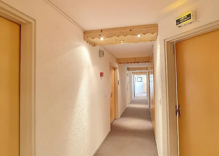 Apartamento 4 Pers Avec Balcon, Parking Couvert Et Wifi Gratuit - Fr-1-178-175 *